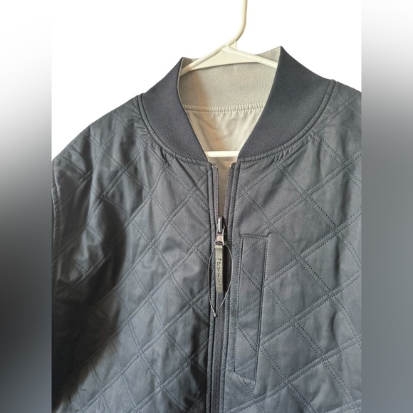 Bylt Bomber Jacket Mens L Navy Gray Reversible Quilted Hi Lo Casual NWOT - Picture 8 of 15